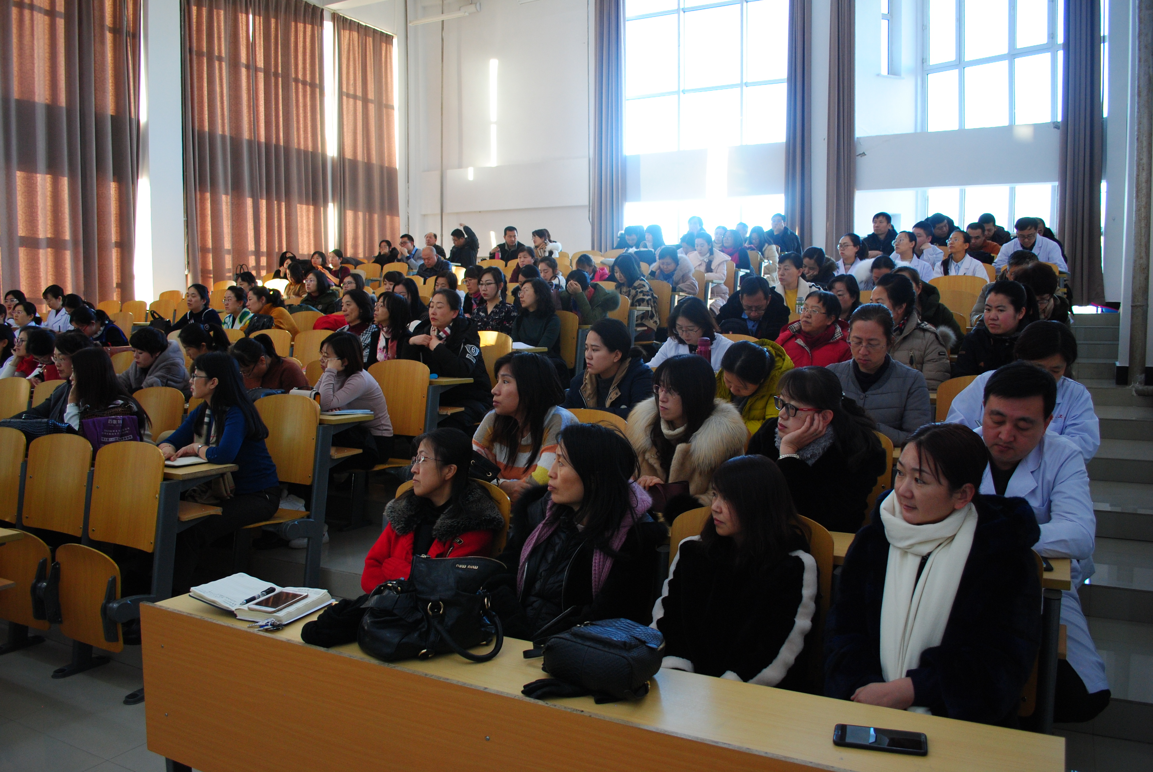 教務(wù)處舉辦專題講座