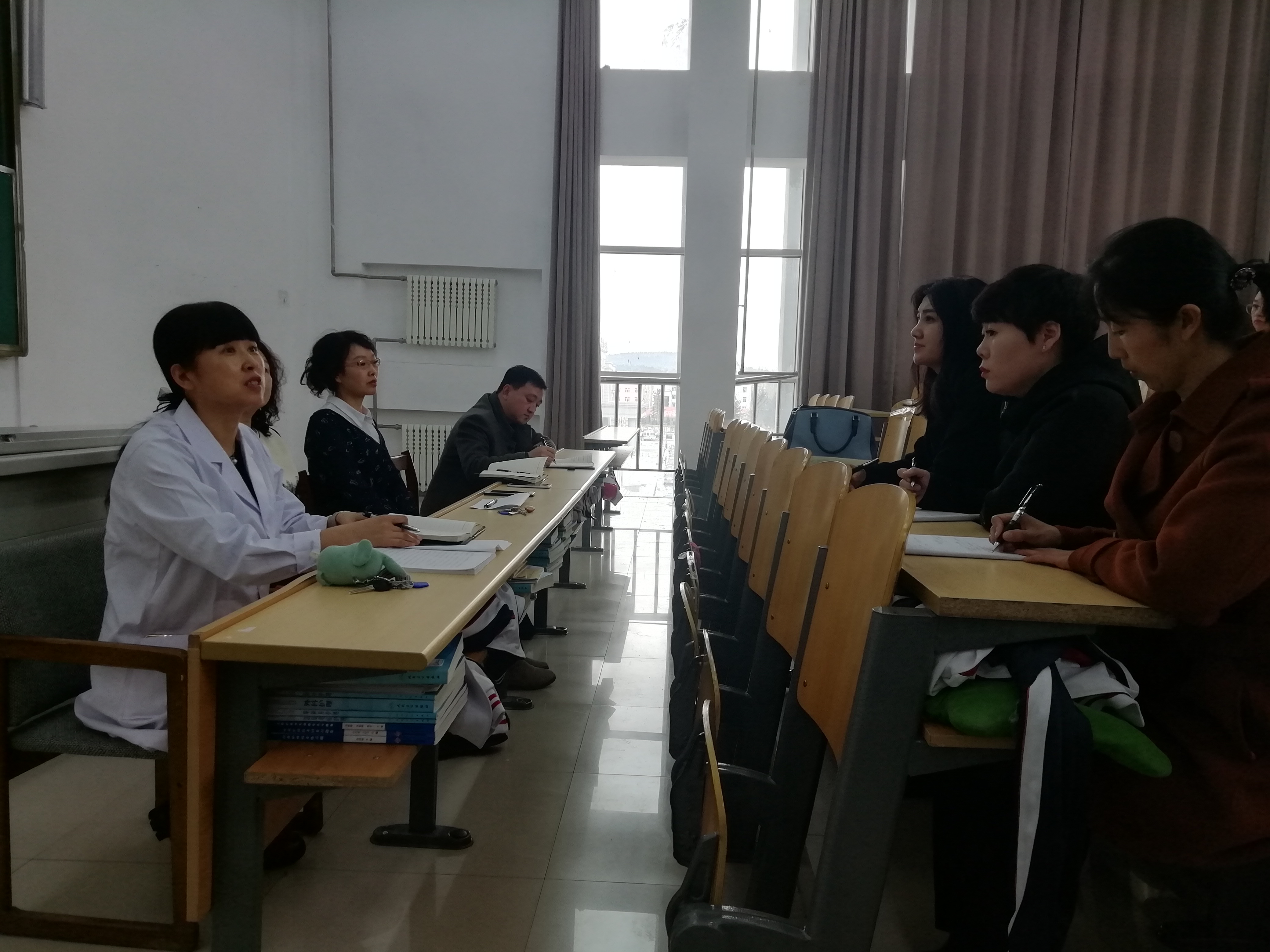 醫(yī)學(xué)技術(shù)學(xué)院新學(xué)期工作會(huì)議