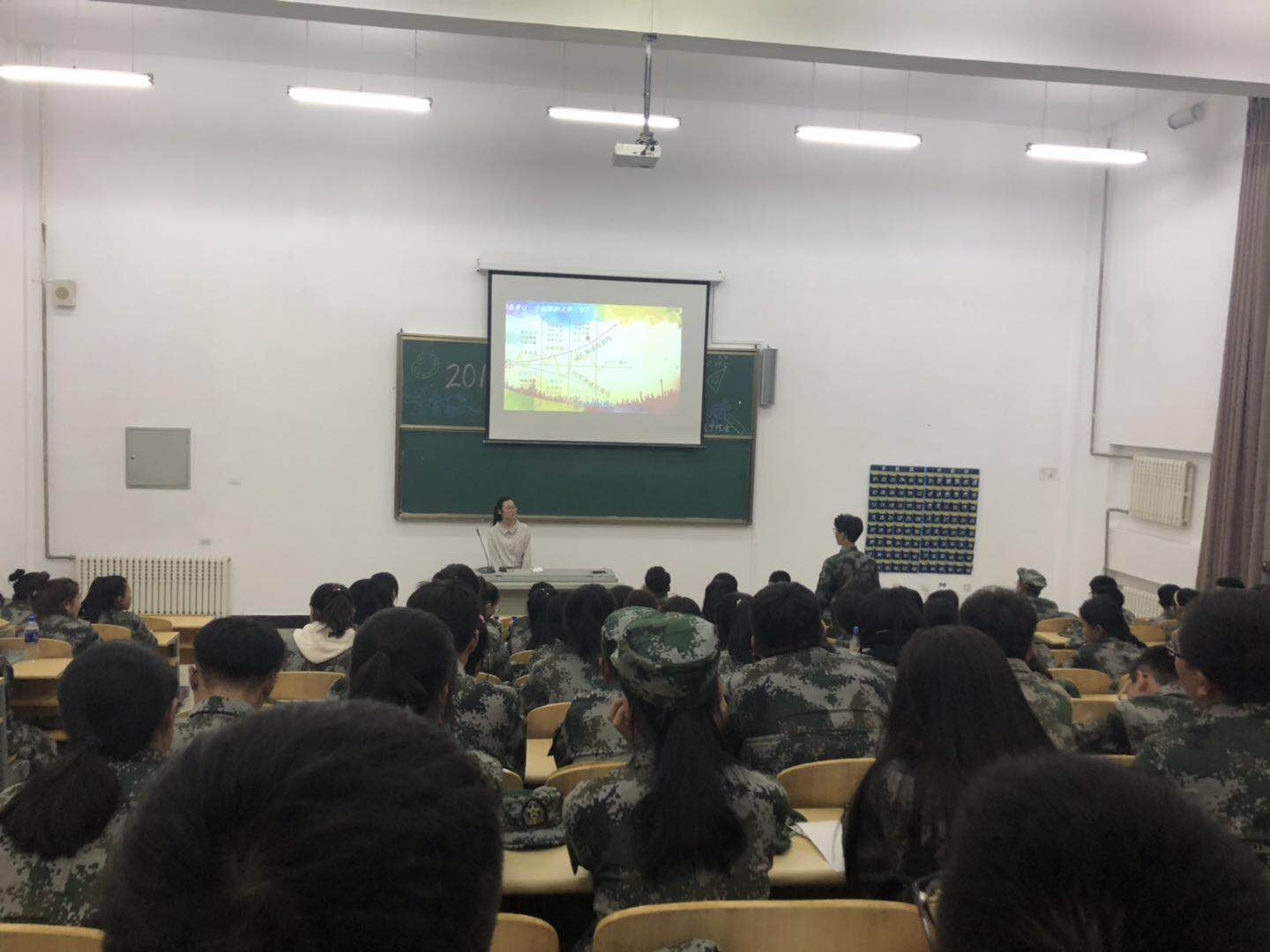 醫(yī)學(xué)技術(shù)學(xué)院召開新生入學(xué)教育