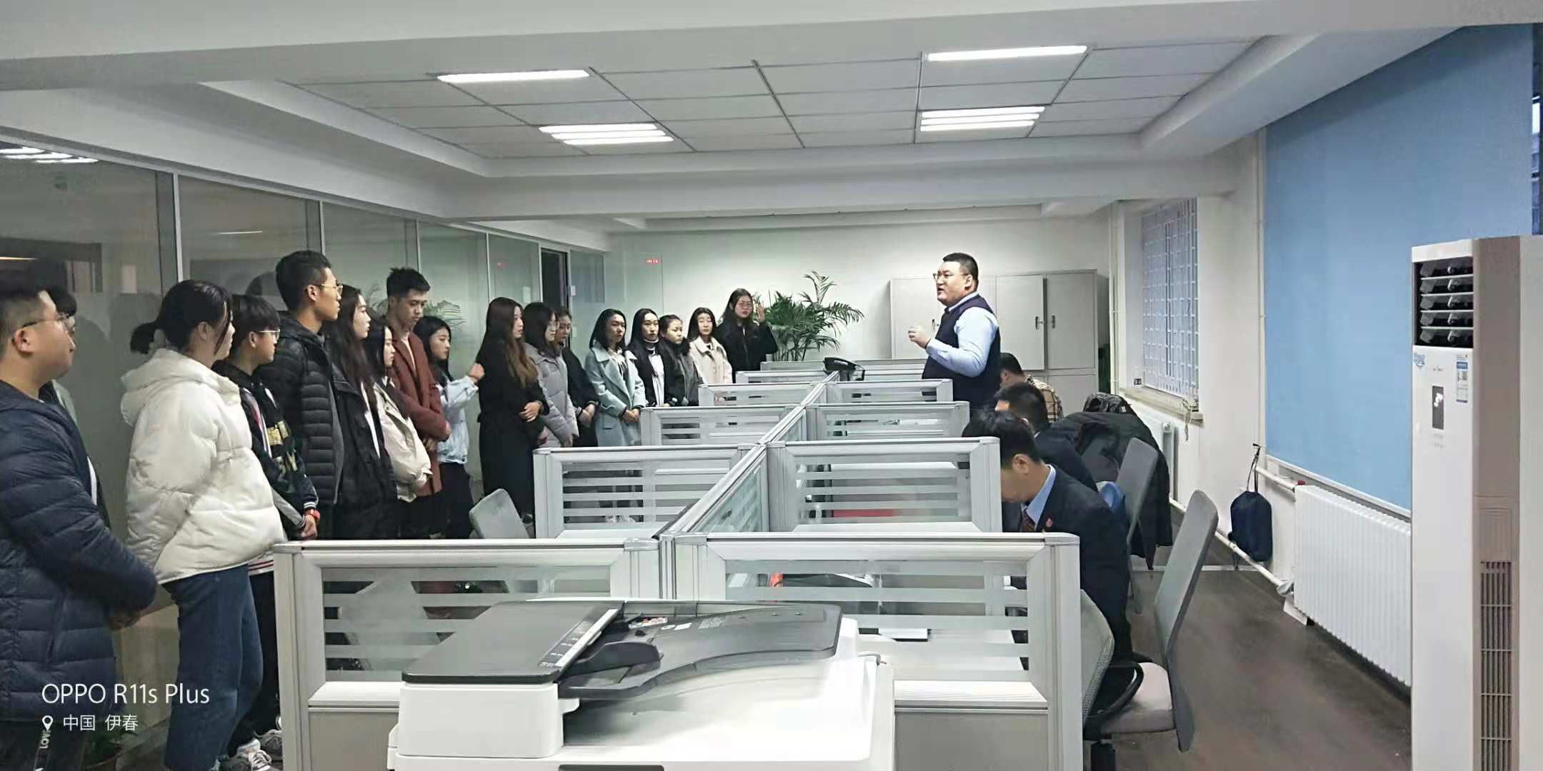 哈爾濱銀行與伊春職業(yè)學院成功舉辦“攜手相伴，哈行與您共成長”校園主題活動