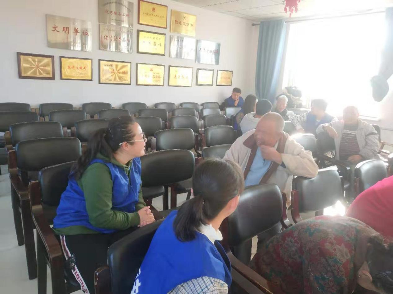 醫(yī)學(xué)技術(shù)學(xué)院開展敬老院慰問活動(dòng)