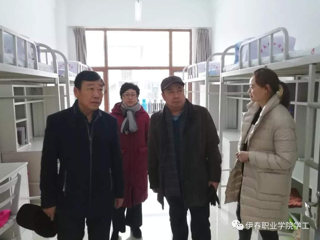 以公寓文化為載體，扎實(shí)推進(jìn)標(biāo)準(zhǔn)化寢室建設(shè)