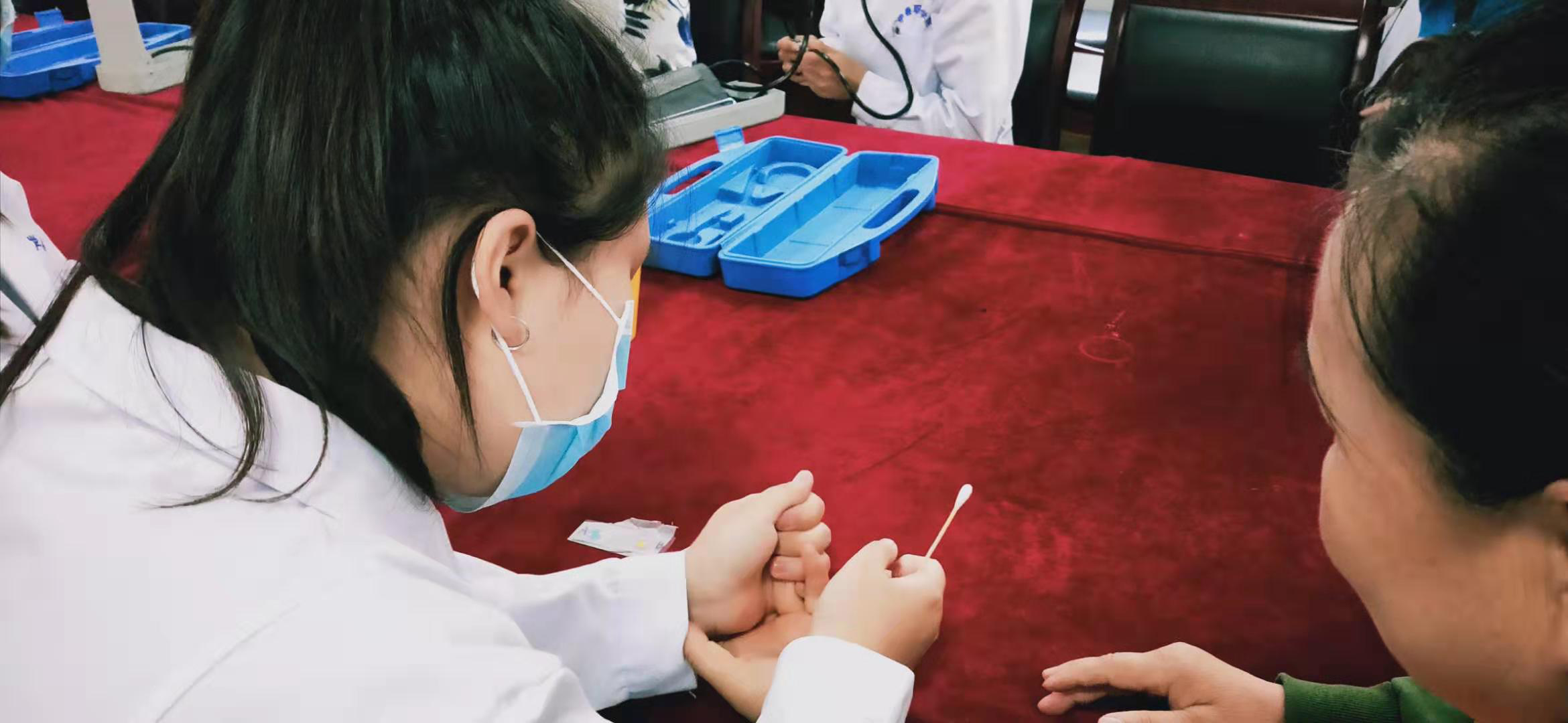 醫(yī)學(xué)檢驗(yàn)專(zhuān)業(yè)志愿者活動(dòng)