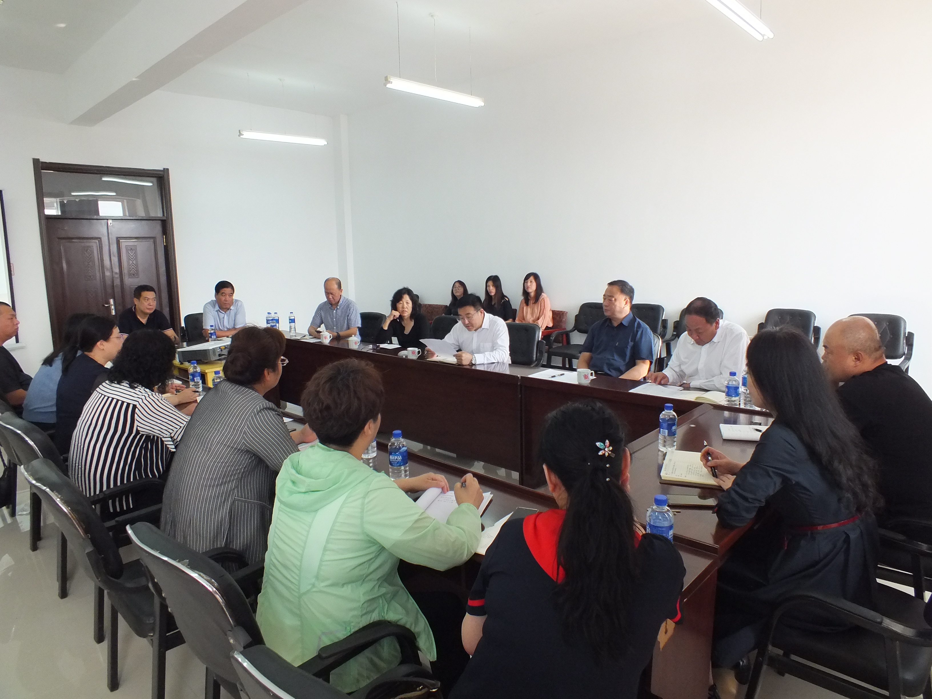 《領導求真務實，教師信心滿滿，切實提高思政課的實效性》_&nbsp;&nbsp;&nbsp;————伊春職業(yè)學院思政課教師座談會報道&nbsp;&nbsp;&nbsp;&nbsp;&nbsp;&nbsp;&nbsp;&nbsp;&nbsp;&nbsp;&nbsp;&nbsp;&nbsp;&nbsp;&nbsp;&nbsp;&nbsp;&nbsp;&nbsp;&nbsp;&nbsp;&nbsp;