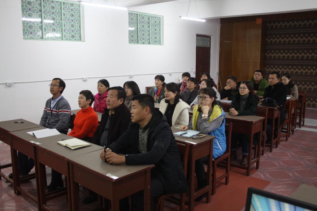 計算機學院政治學習課觀看《榜樣》