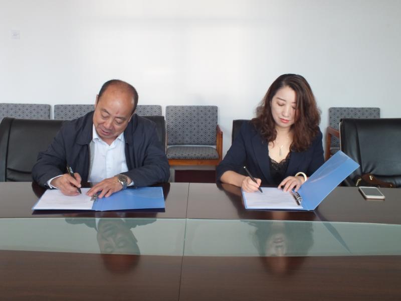 伊春職業(yè)學(xué)院與加美特公司初步達(dá)成聯(lián)合辦學(xué)意向