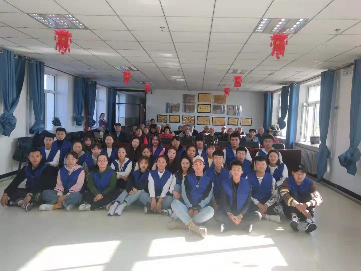 醫(yī)學(xué)技術(shù)學(xué)院開展敬老院慰問活動(dòng)