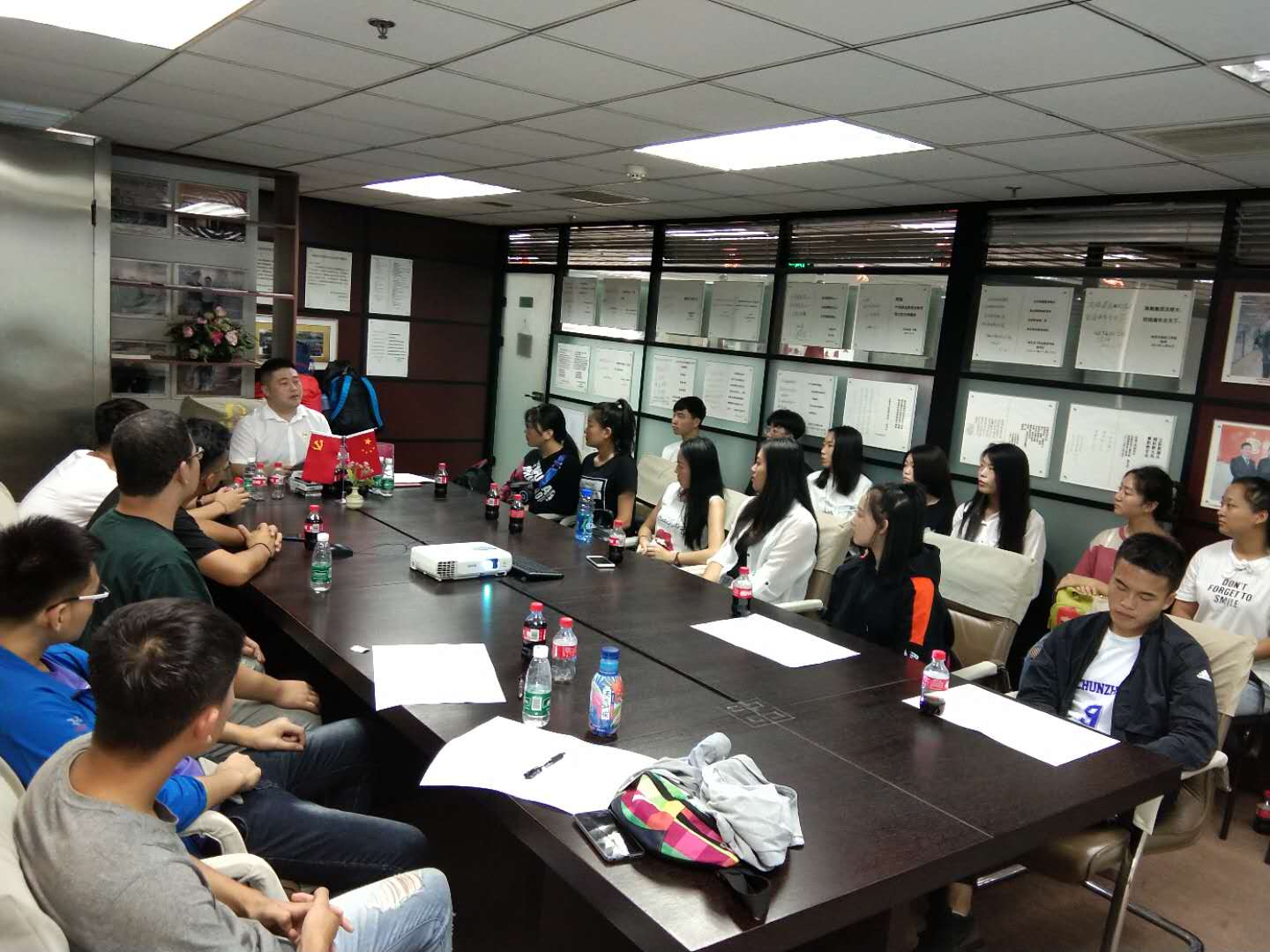 旅游商務(wù)學(xué)院高鐵、航空專業(yè)學(xué)生順利完成實(shí)習(xí)對接工作