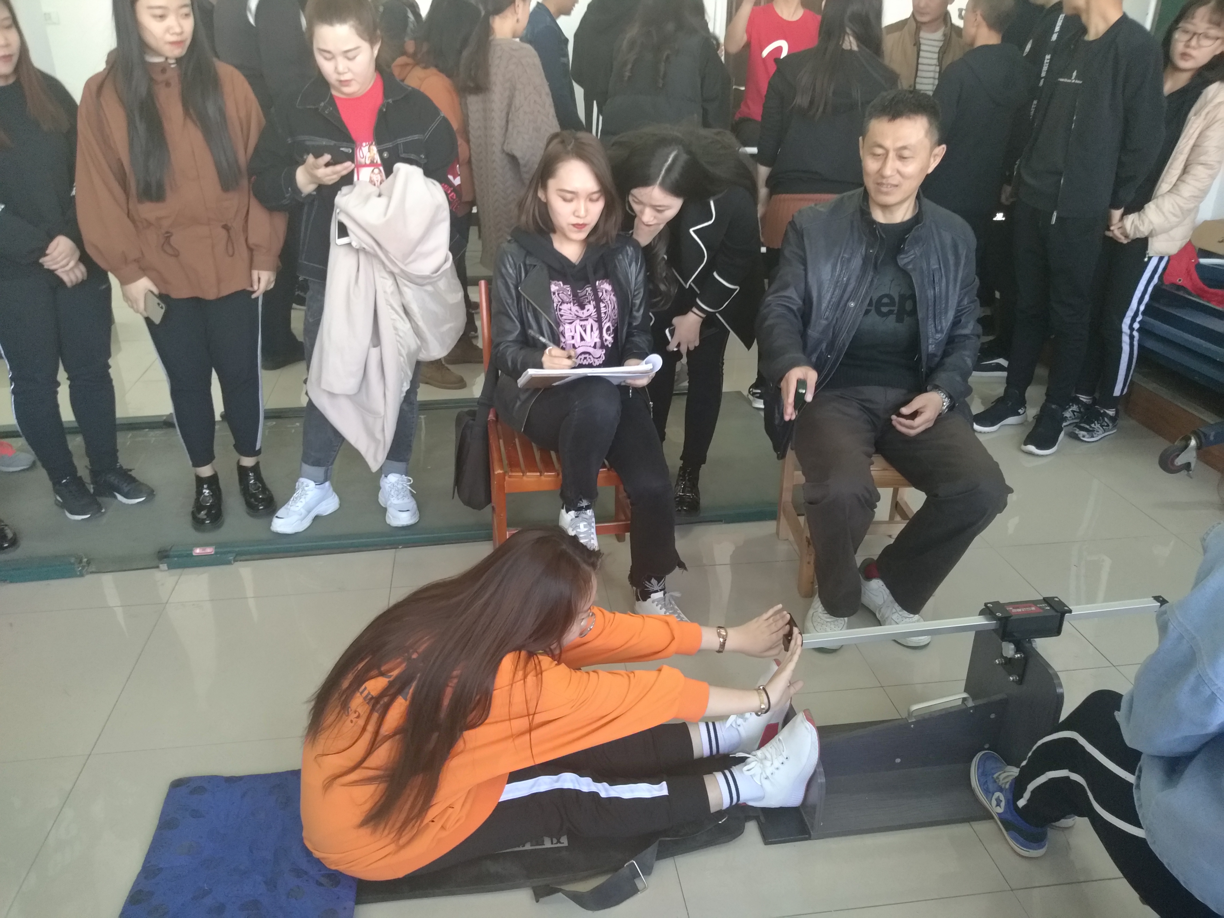 我院2018年度學(xué)生體質(zhì)健康測(cè)試工作順利開展